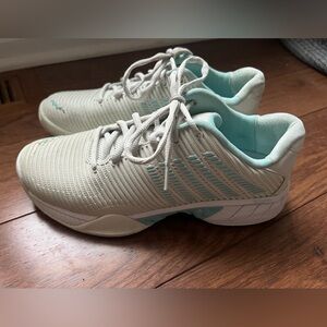 K Swiss Sneakers, Women’s 10